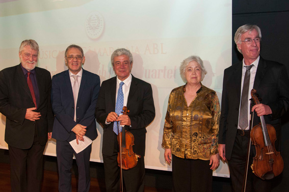 Os integrantes do London Music Club Piano Quartet e o Presidente da ABL Marco Lucchesi